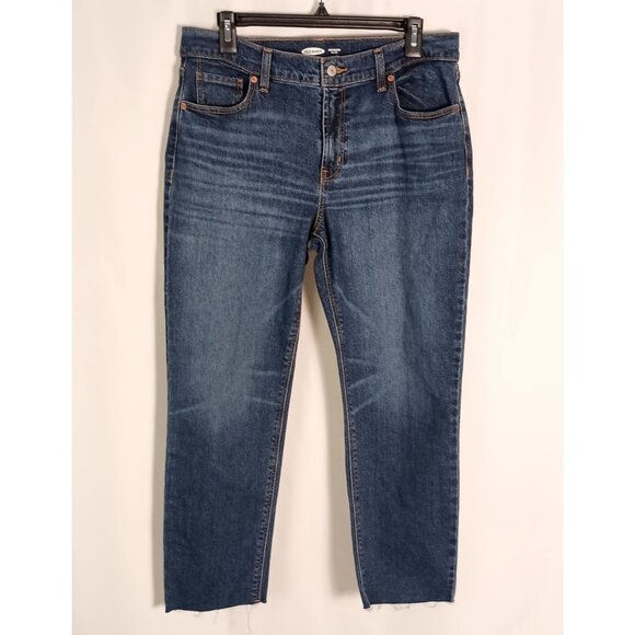 Old Navy Women’s Mid Rise Boyfriend Jeans Size 8 Raw Hem Cotton Spandex - Picture 1 of 6